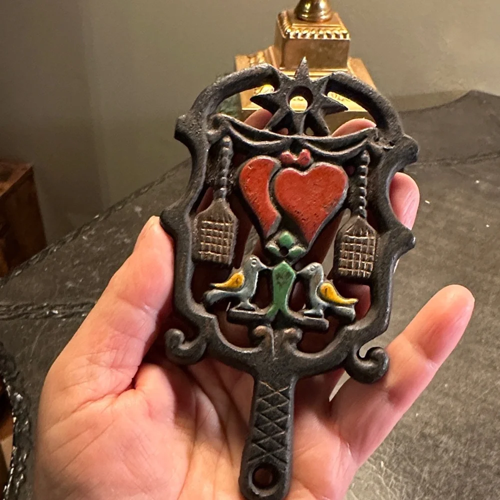 Vintage Wilton painted Heart & Birds Wall Accen cast iron